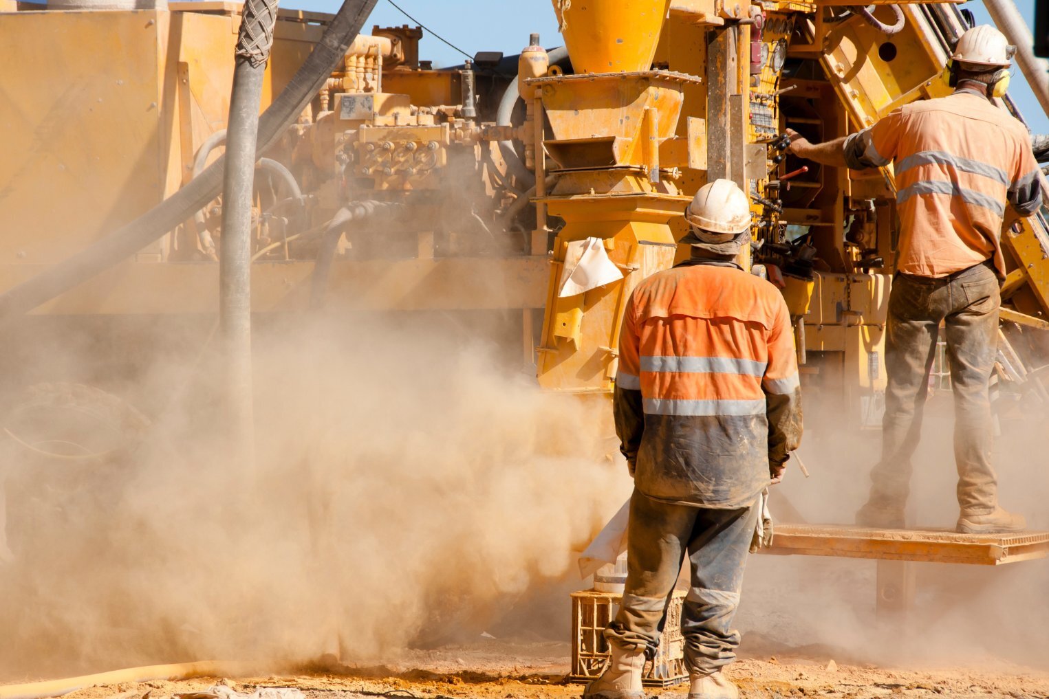 Mining-1525x1017-web